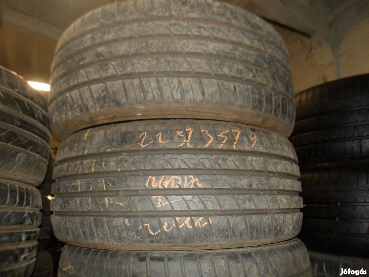 225/35r19 Radar nyári gumi ajándék szereléssel