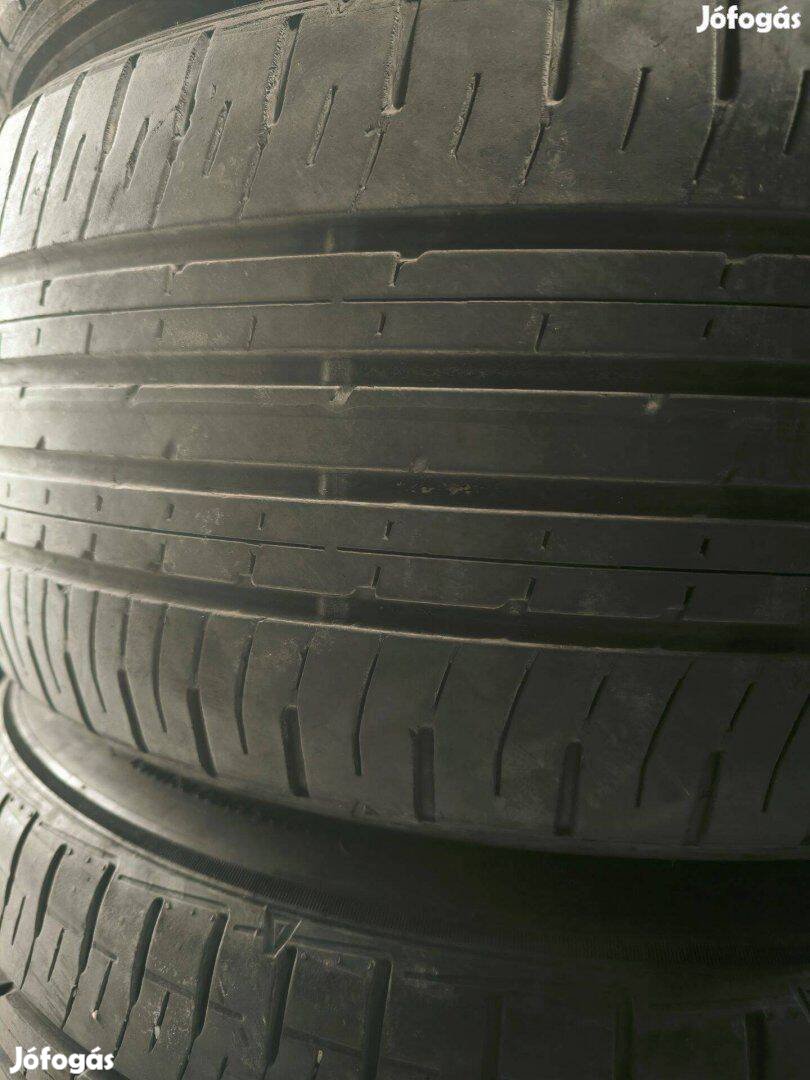 225/40R18 70e/4db Falken nyárigumik