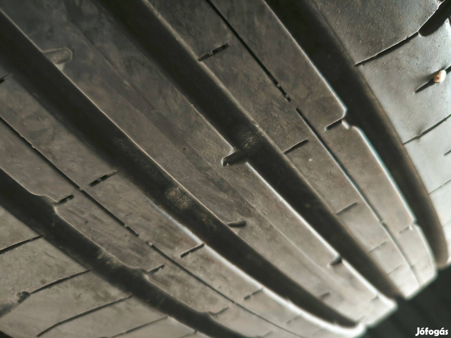 225/40R18 Falken nyárigumik eladók