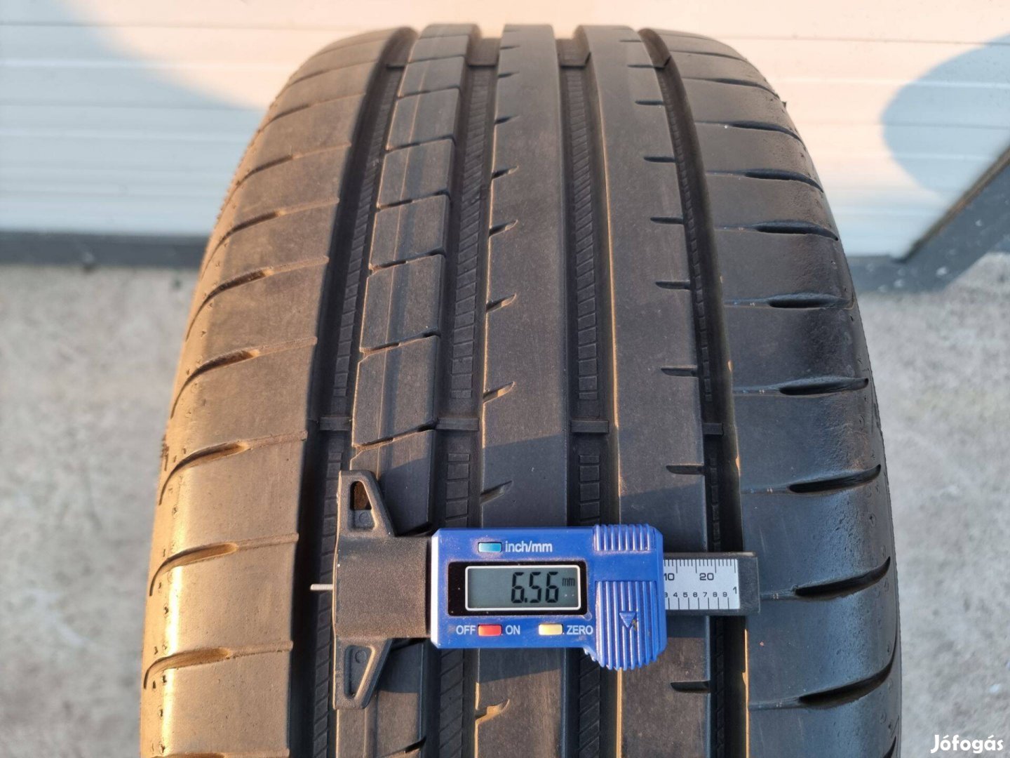 225/40R18 Good-Year gumi 2db szinte újszerű állapotban eladó!
