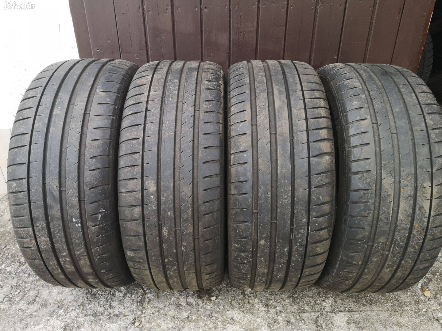 225/40R18 Michelin nyárigumik eladók