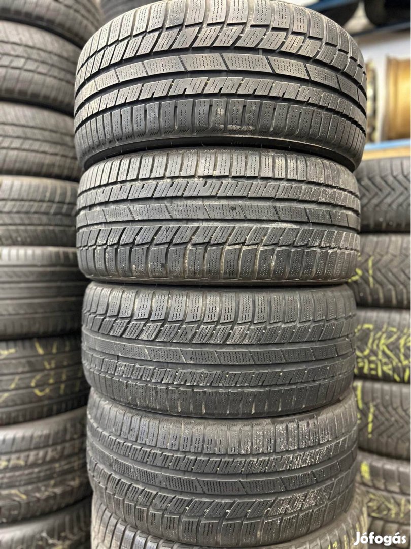 225/40R18 Toyo téli 4db, 225/40 R18