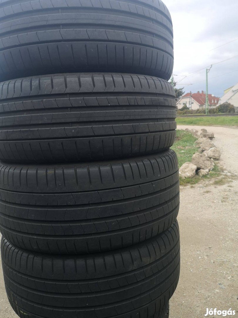 225/40R19 255/35R19 Pirelli Pzero 2 széles