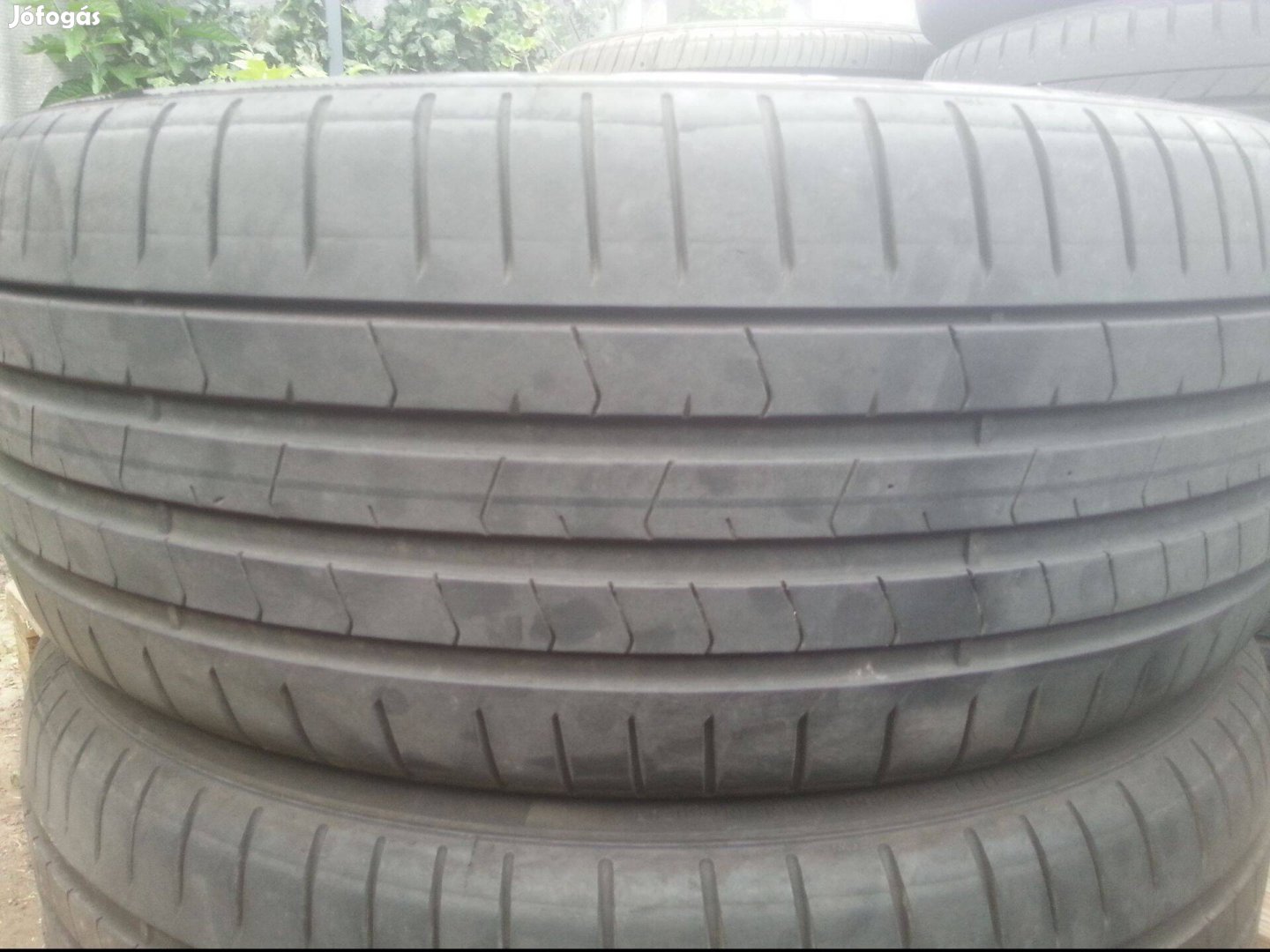 225/40R19 Pirelli P Zero nyári gumi 2 db 50.000,-ft
