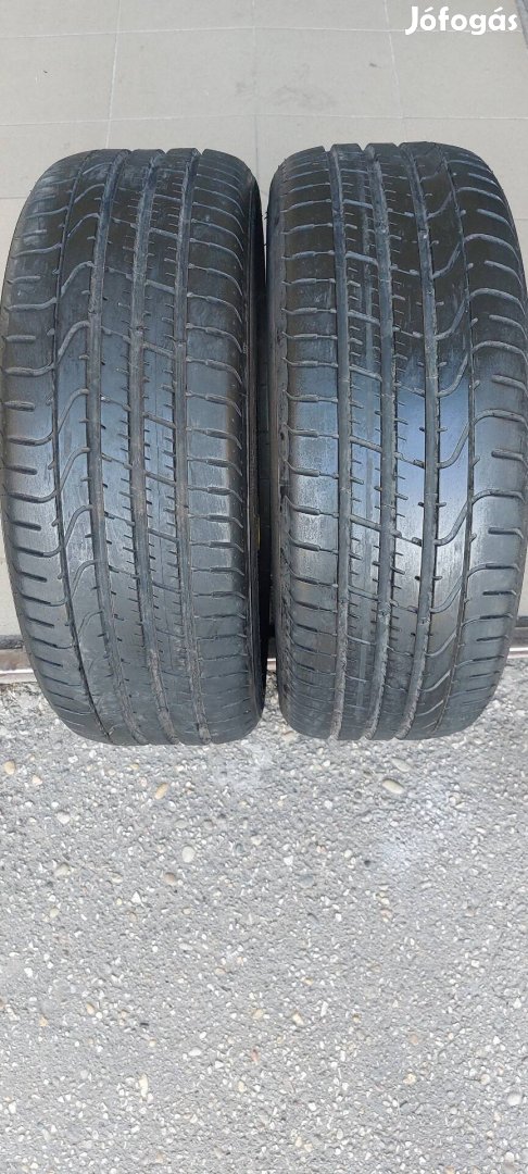 225/40R19" Pirelli 