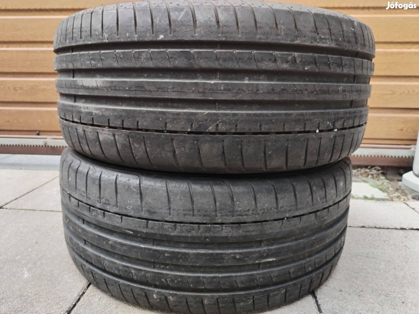 225 40 18 goodyear nyári gumi 2 db