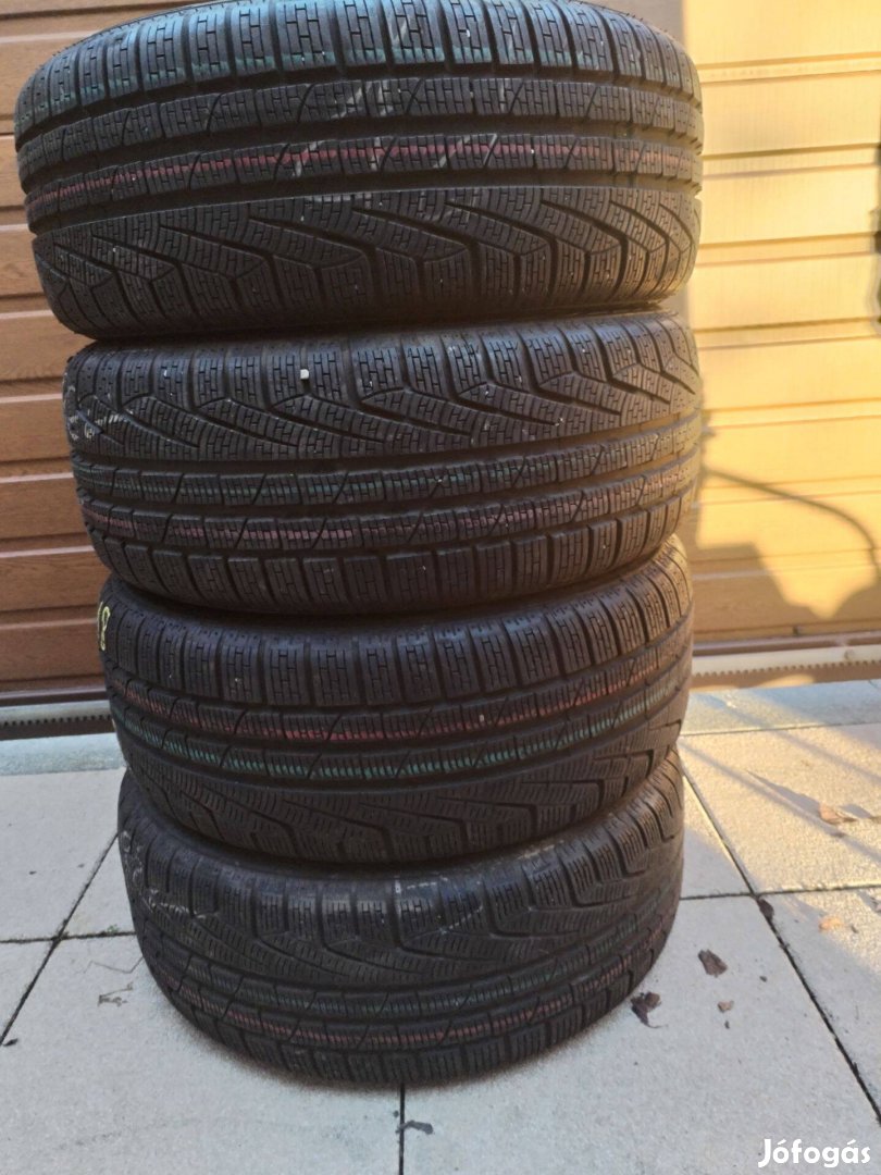 225 40 18 pirelli RSC 225/40 R 18 téli gumi garnitura