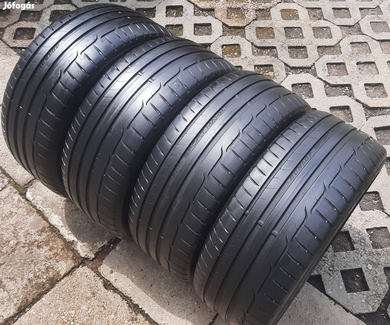 225/40 R18 Dunlop Nyári gumik