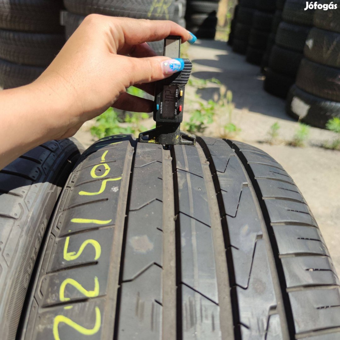 225/40 R18 Hankook nyári gumi 30000ft a 2db/57/