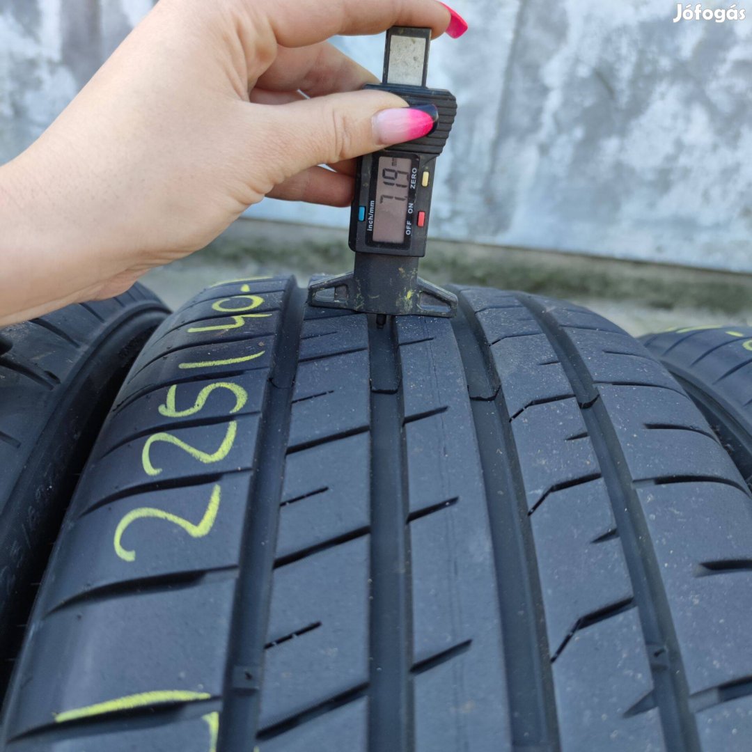 225/40 R18 Syron nyári gumi 99500ft a 4db /18/