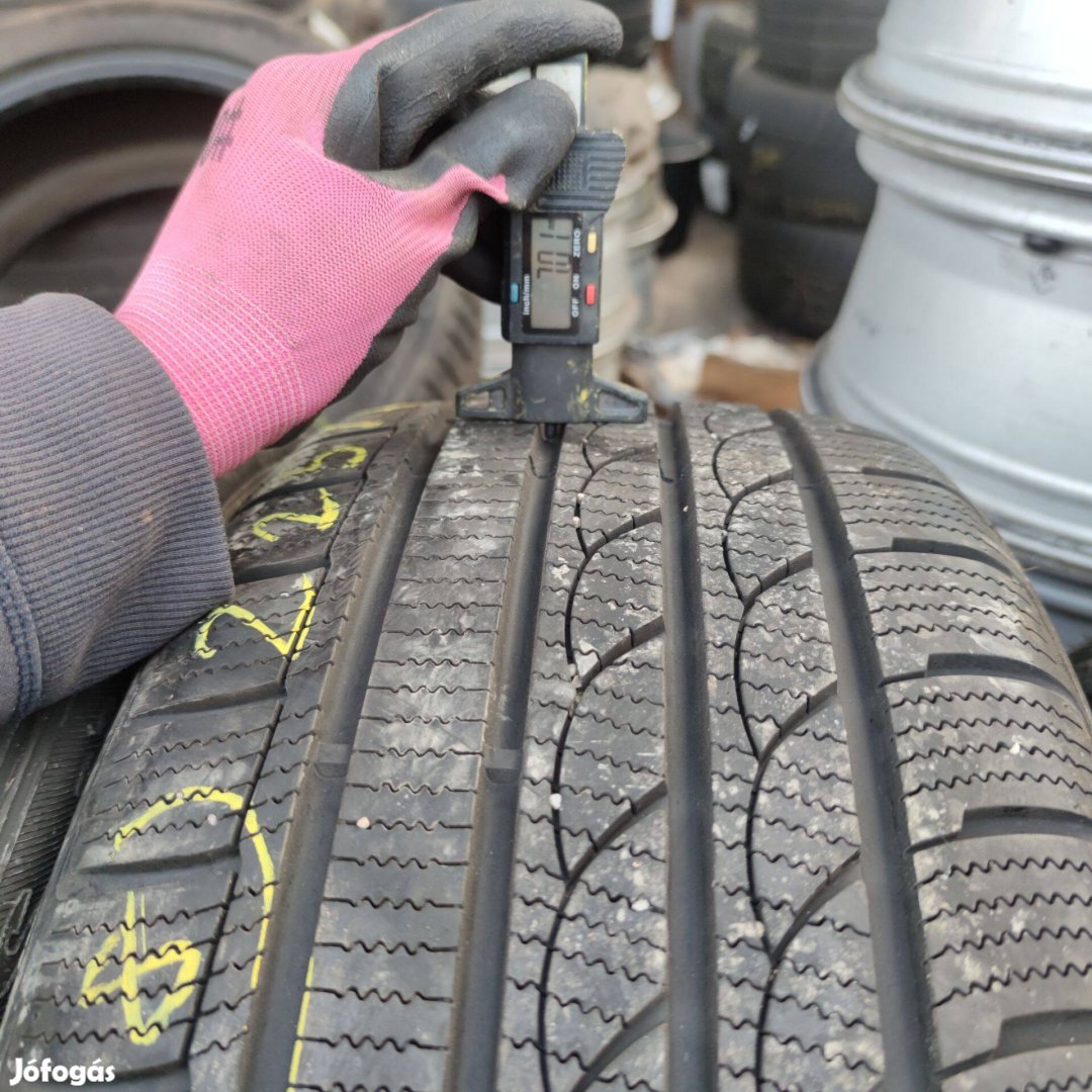 225/40 R18 Tracmax téli gumi 88000ft a 4db/108/