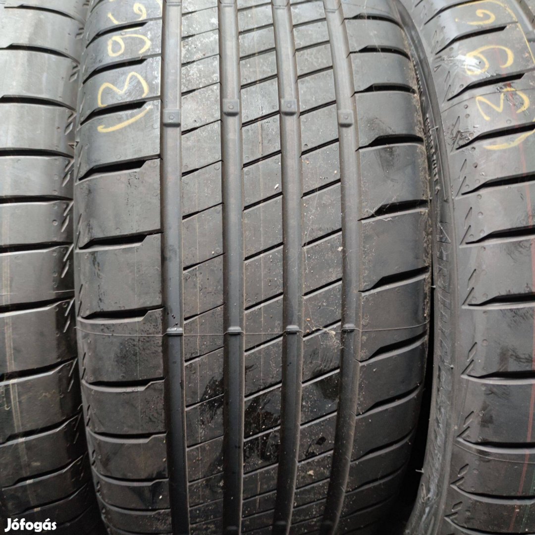 225/40 R18 Új!! Bridgestone nyári gumi 128000ft a 4db/396/