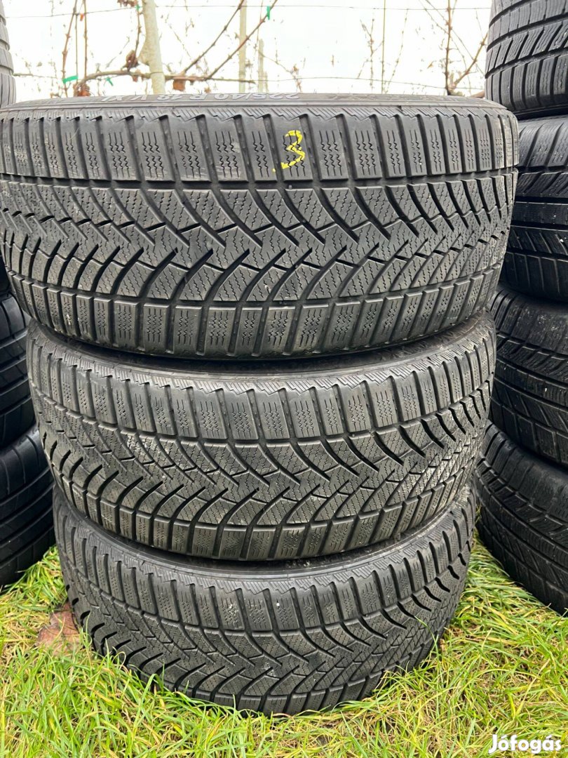 225/40 R18 semperit 2db+1ajándék téli gumi