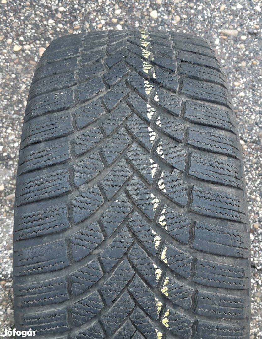 225/40 r18 Bridgestone Blizzak lm005. 1db.