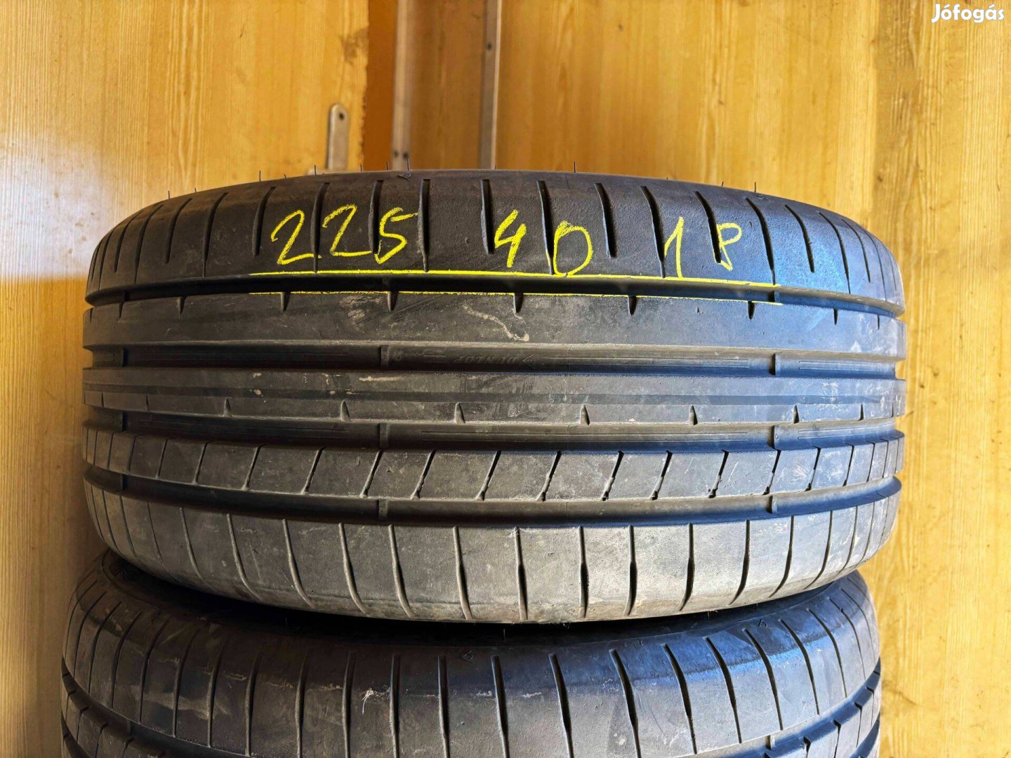 225/40 r18 Dunlop 2021 nyárigumi 4db eladó 225/40r18 garnitúra