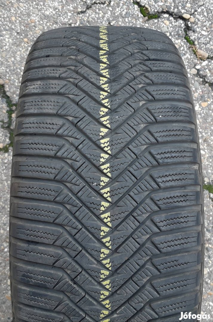 225/40 r18 Laufenn Ifit. 1db.   