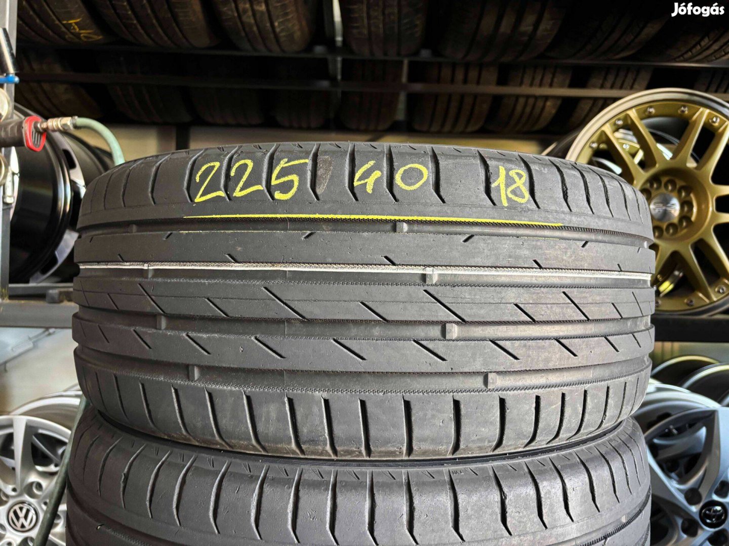 225/40 r18 Nokian nyárigumi 4db eladó 225/40r18 garnitúra
