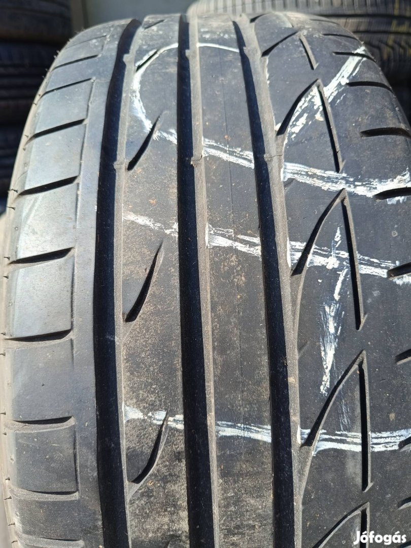 225/40r18 Bridgestone nyári gumi 