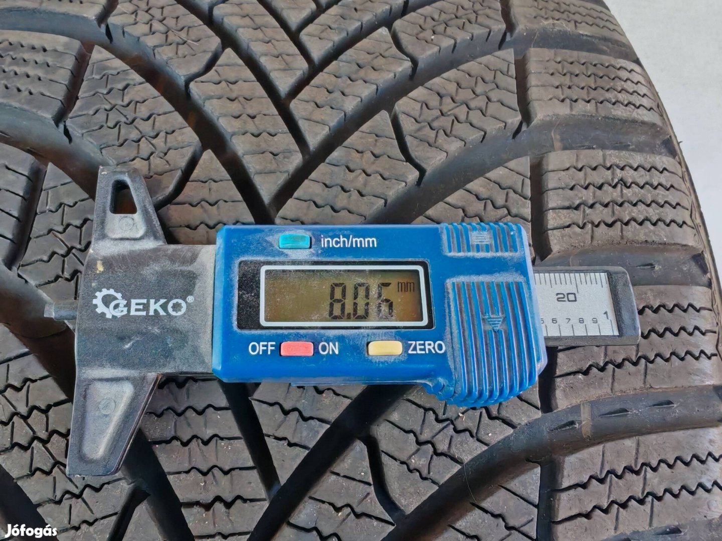 225/40r18 Új állapotú Semperit téli gumi 2023