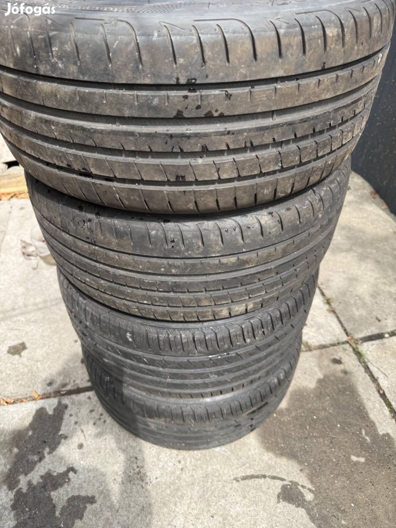 225/40r18 és 255/35r18 nyári gumik