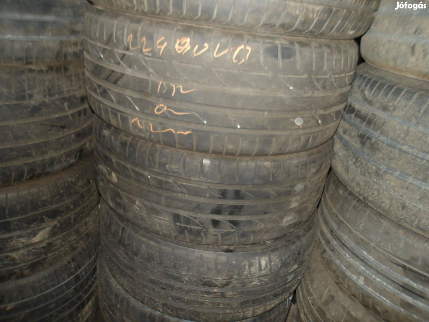 225/40r19 Bridgestone nyári gumik ajándék szereléssel