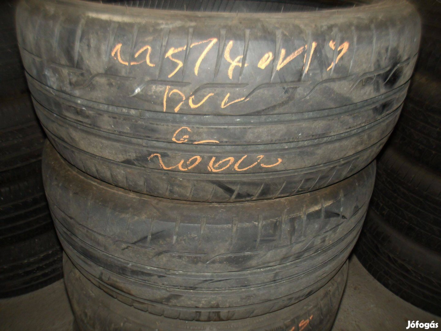 225/40r19 Dunlop nyári gumi ajándék szereléssel