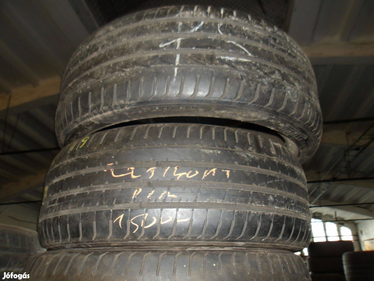 225/40r19 Pirelli nyári gumi ajándék szereléssel