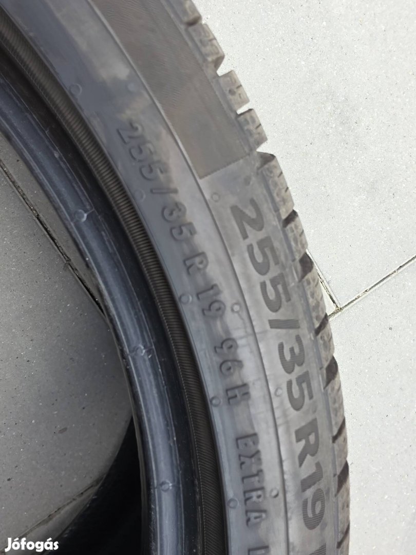 22540r19 és 25535r19 continental téli gumi garnitúra