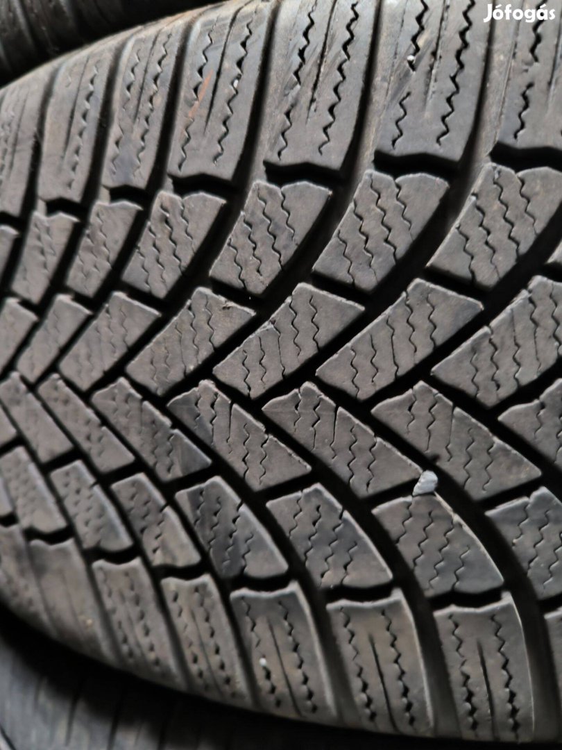 225/45R17 25e/2db Bridgestone téligumi 225/45