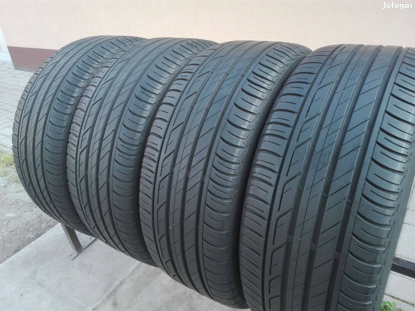 225/45R17 Bridgestone nyári gumi garnitúra 225/45 r17