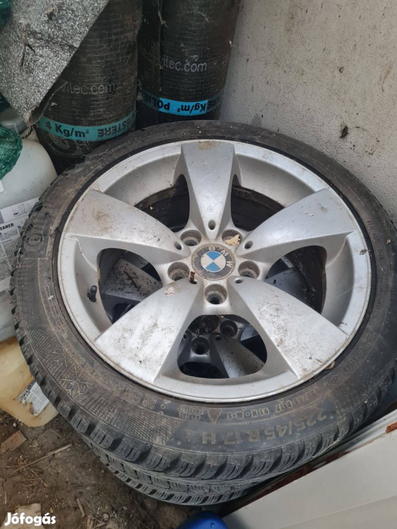 225/45R17 Continentál téligumiszett BMW felnivel