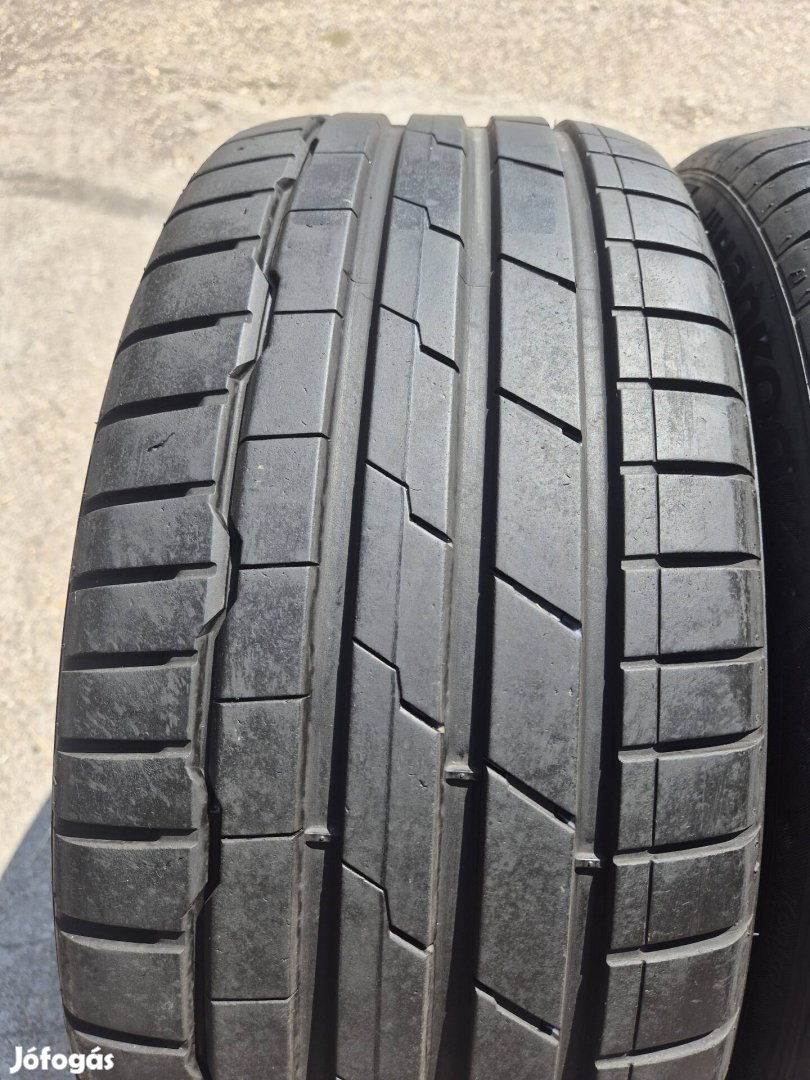 225/45R17 Hankook