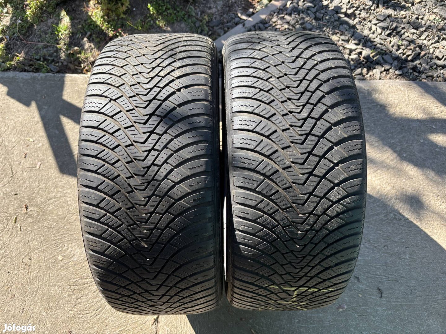 225/45R17 Laufenn téli gumi 2db