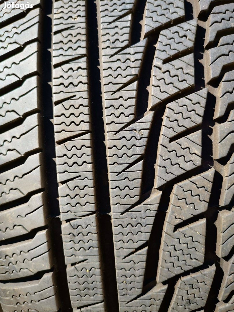 225/45R17 Matador téli gumi