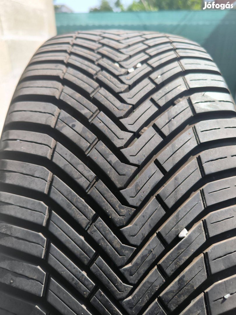 225/45R17 Négyévszakos Continental gumik 225/45