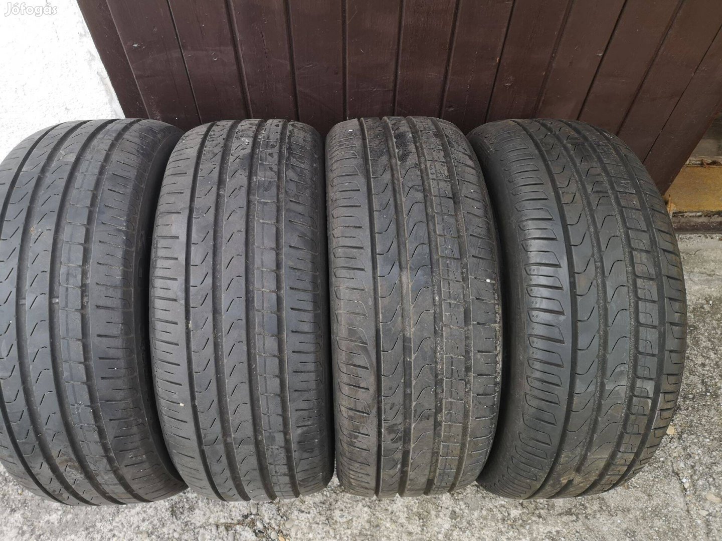 225/45R17 Pirelli nyárigumik eladók