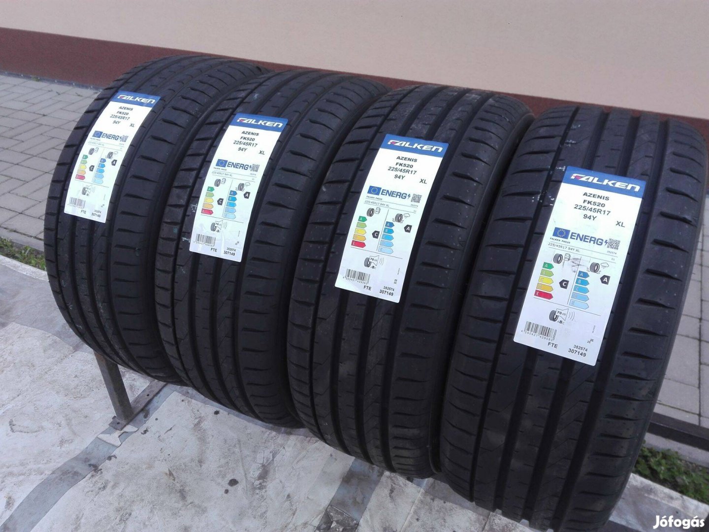 225/45R17 Új Falken nyári gumi garnitúra 225/45 r17