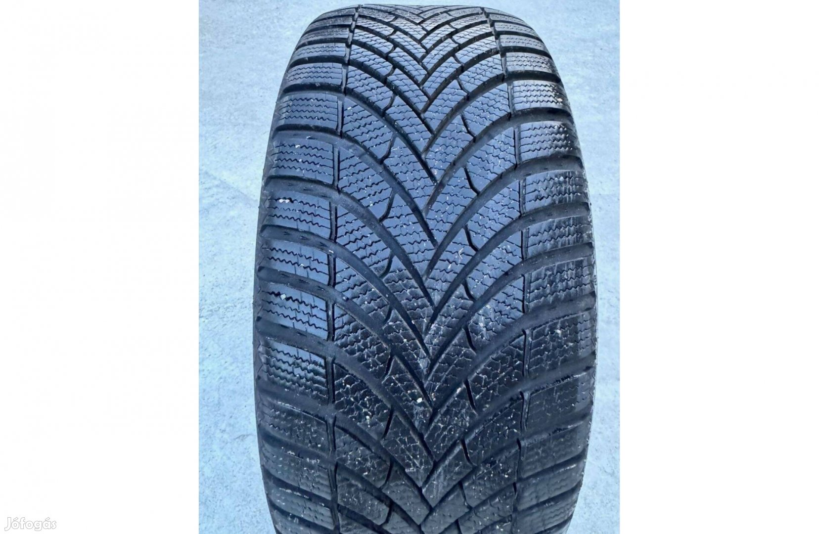 225/45R17 XL Semperit téli gumi garnitúra 2024-es