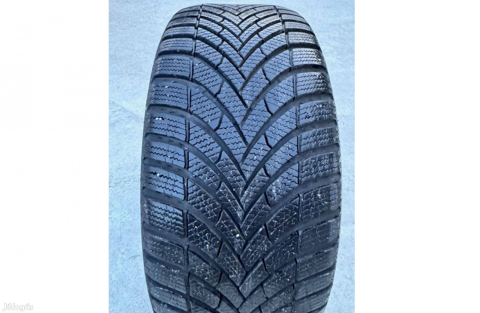 225/45R17 XL téli gumi garnitúra, Semperit 2024-es