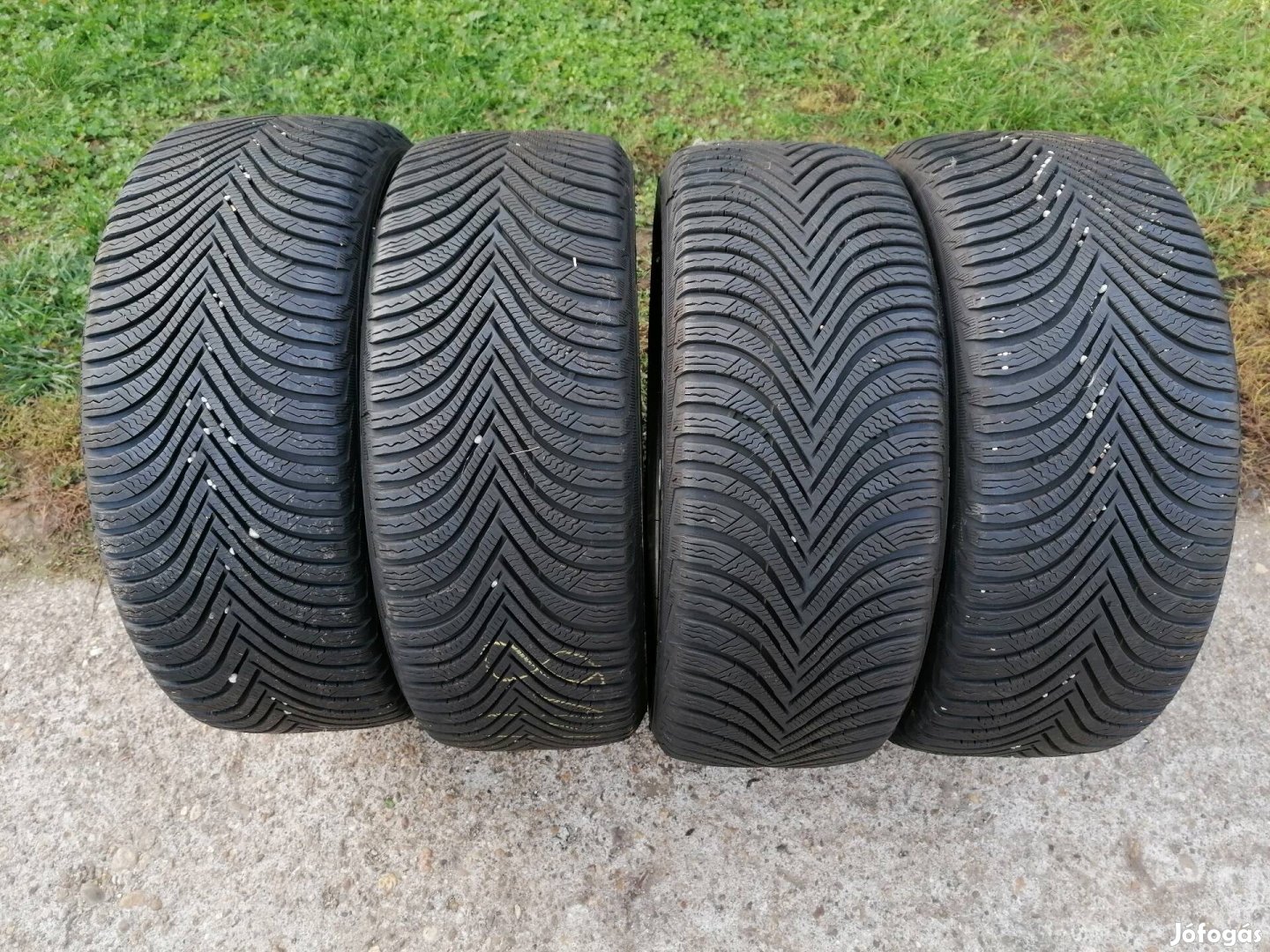 225/45R17-es Michelin Téligumi 