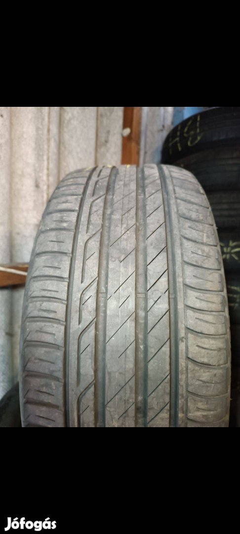 225/45R17-es újszerű Bridgestone nyárigumi eladó