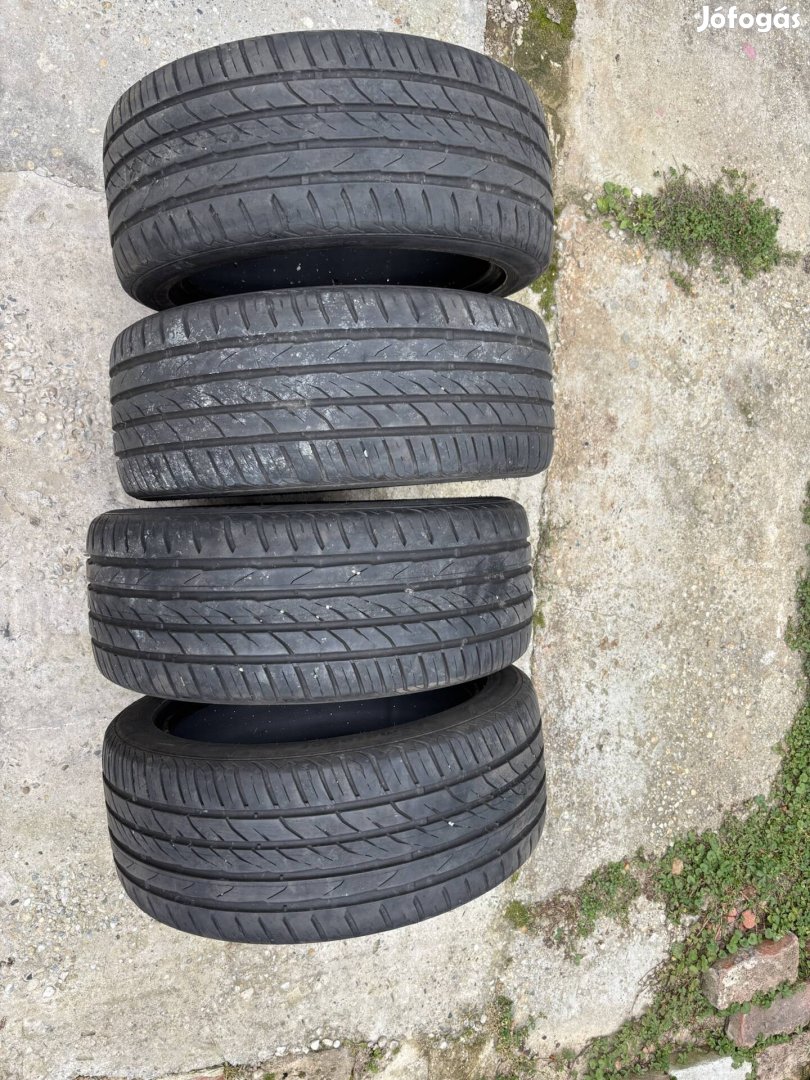 225/45R17 nyári gumi garnitúra eladó 