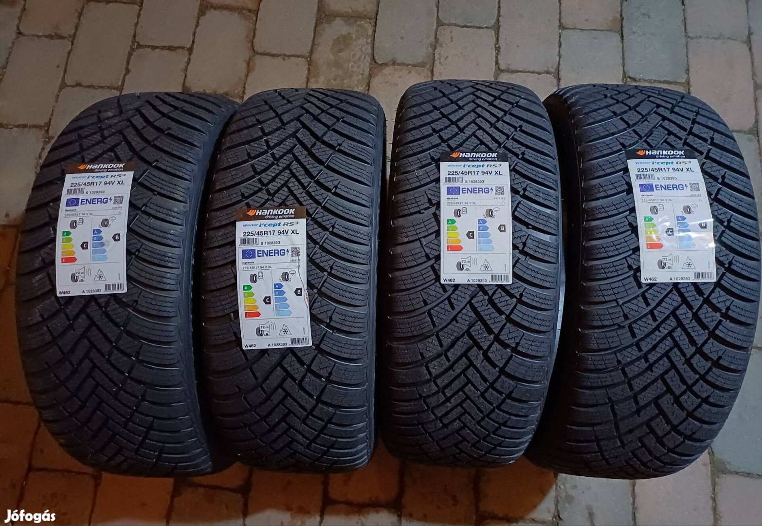 225/45R17 új Hankook téli gumi gumiabroncs DOT 2024