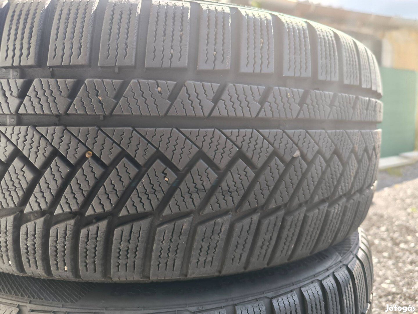 225/45R18 225/45 Continental téligumik