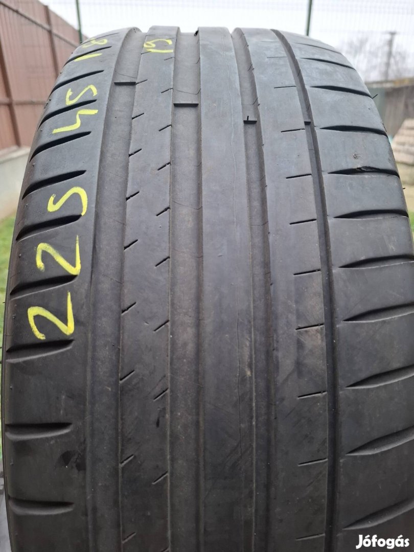 225/45R18 Michlein PS4 nyári gumi garnitúra