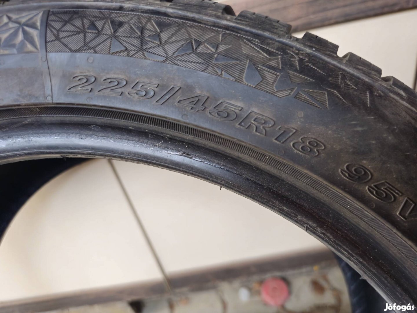 225/45R18 Nexen Téli Gumi 2024