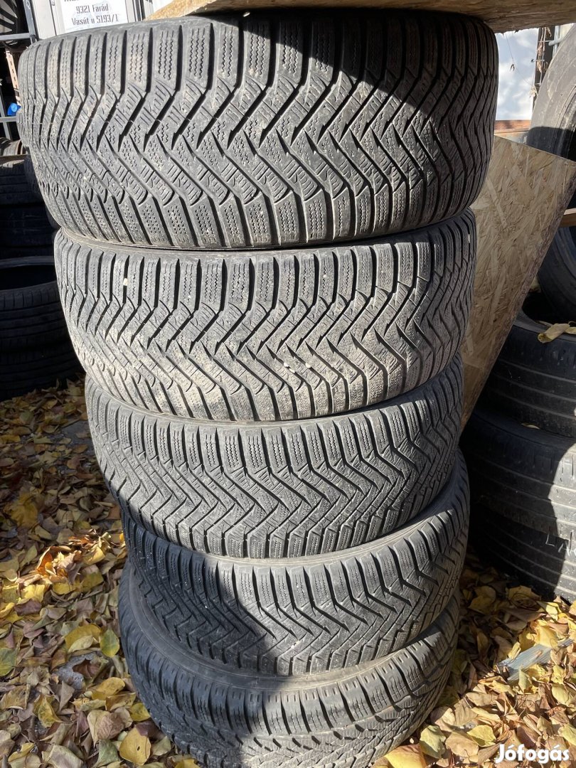 225/45R18 laufenn téligumik