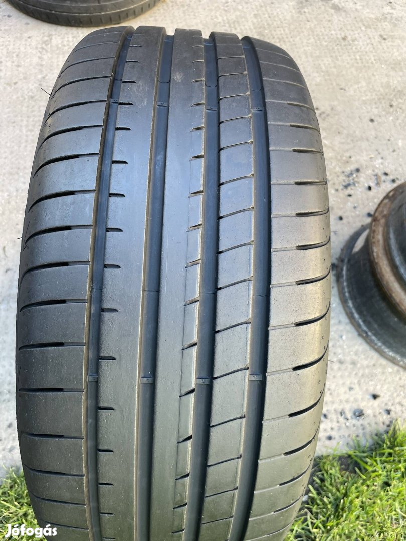 225/45R18 nyárigumik