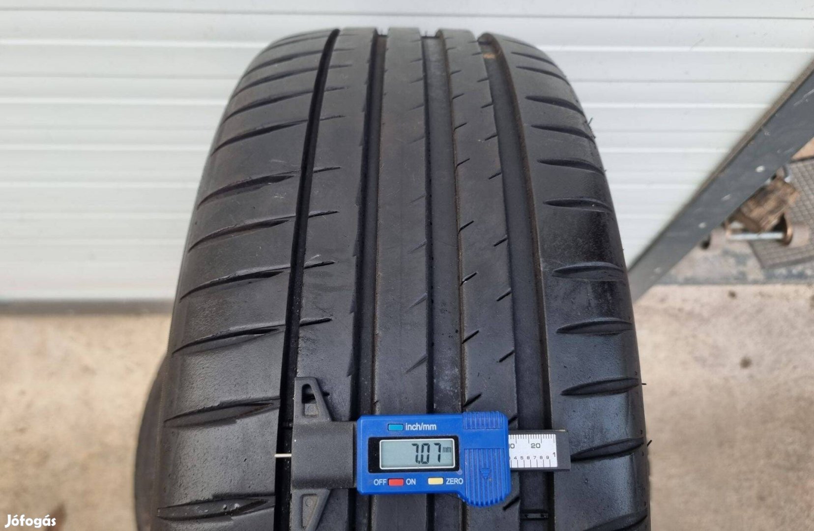 225/45R19 Michelin garnitúra szinte újszerű állapotban eladó!