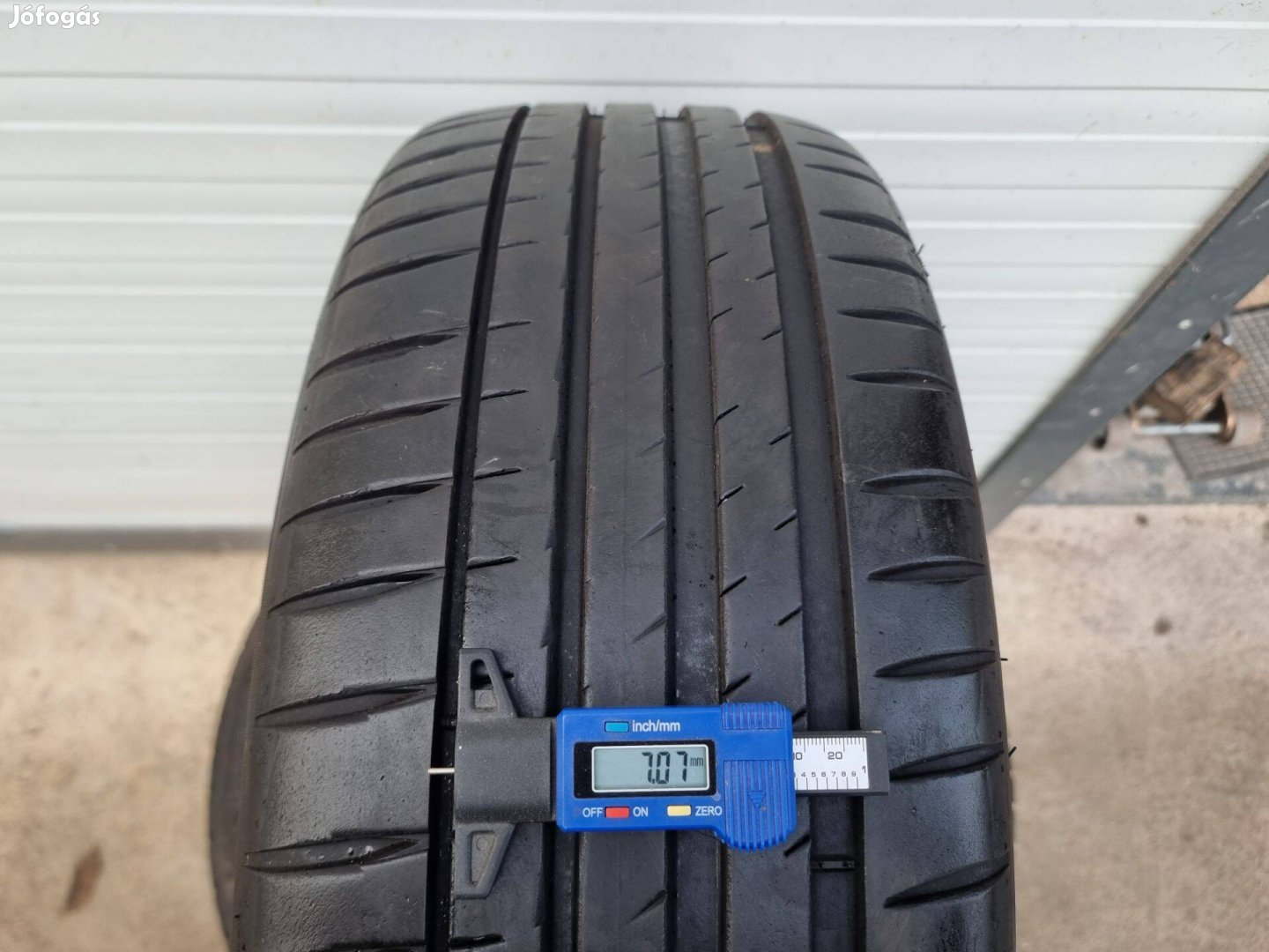 225/45R19 Michelin garnitúra szinte újszerű állapotban eladó!